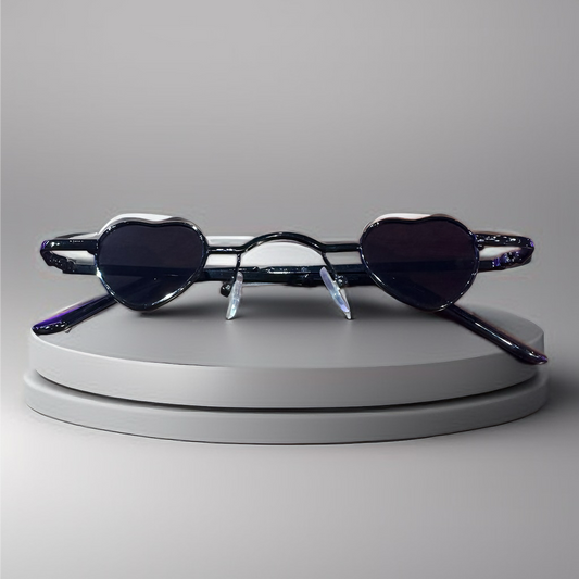 Eyeglass